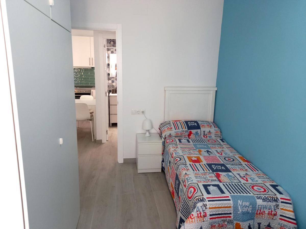 شقة Casa Malakita With Private Seaview Roof Terrace كونيل ذي لا فرونتيرا المظهر الخارجي الصورة
